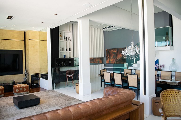 Linda mansão de 6 quartos no Joá - Joa001