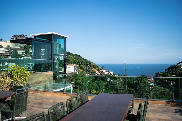 Linda mansão de 6 quartos no Joá - Joa001