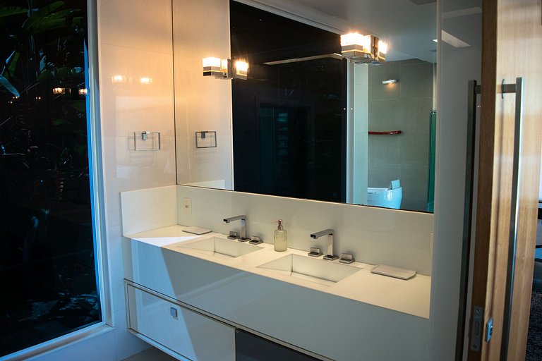 Villa de 6 chambres à Joá avec piscine