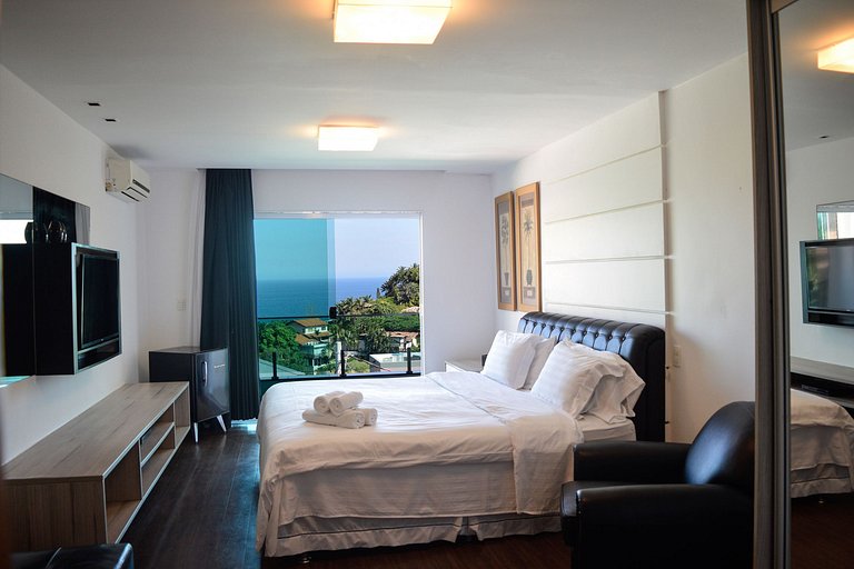 Villa de 6 dormitorios en Joá con piscina - Joa001