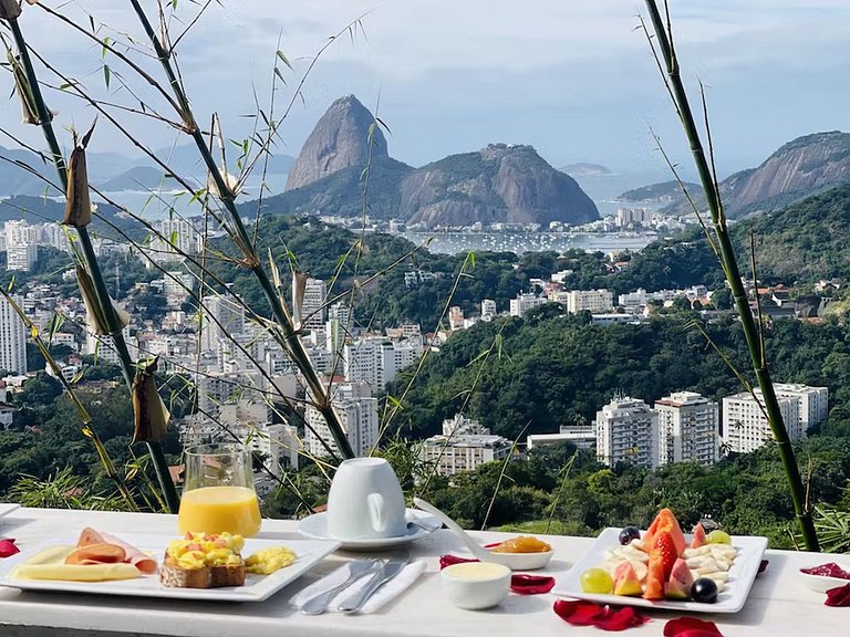Mansion with great views in Santa Teresa