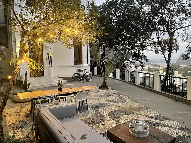 Mansion with great views in Santa Teresa