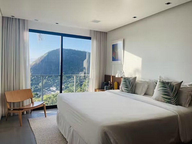 Linda mansão com linda vista em Santa Teresa