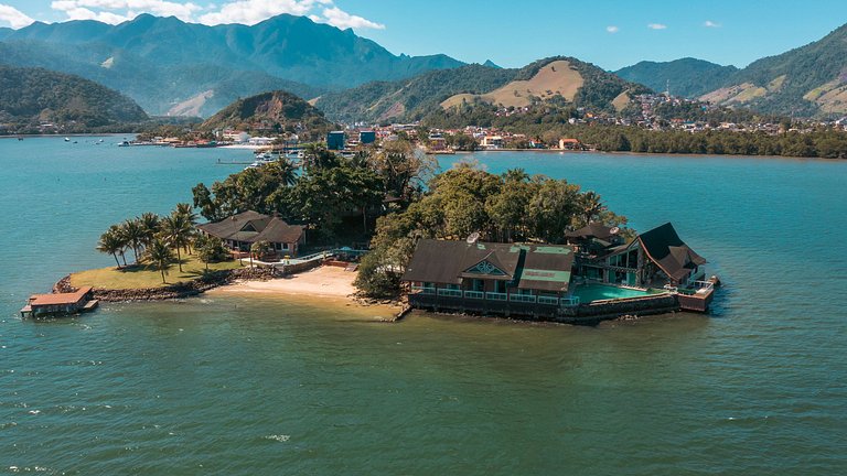 Affascinante isola privata ad Angra