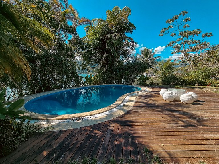 Charming private island in Angra dos Reis