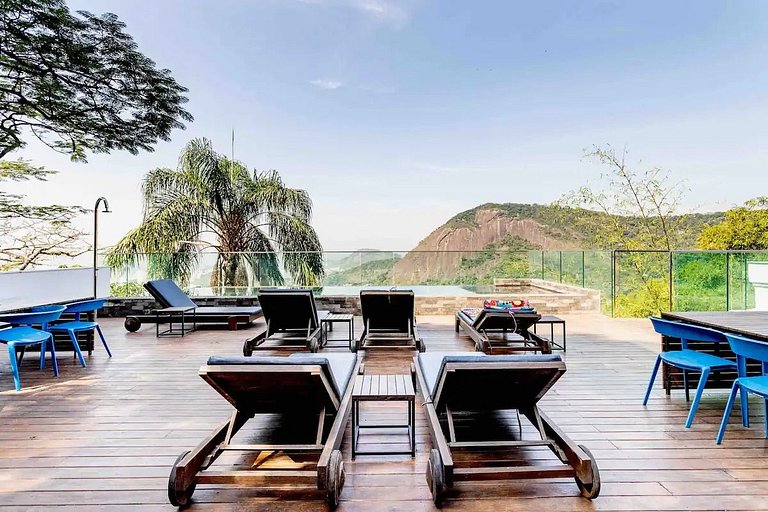 Mansión con hermosa vista en Santa Teresa