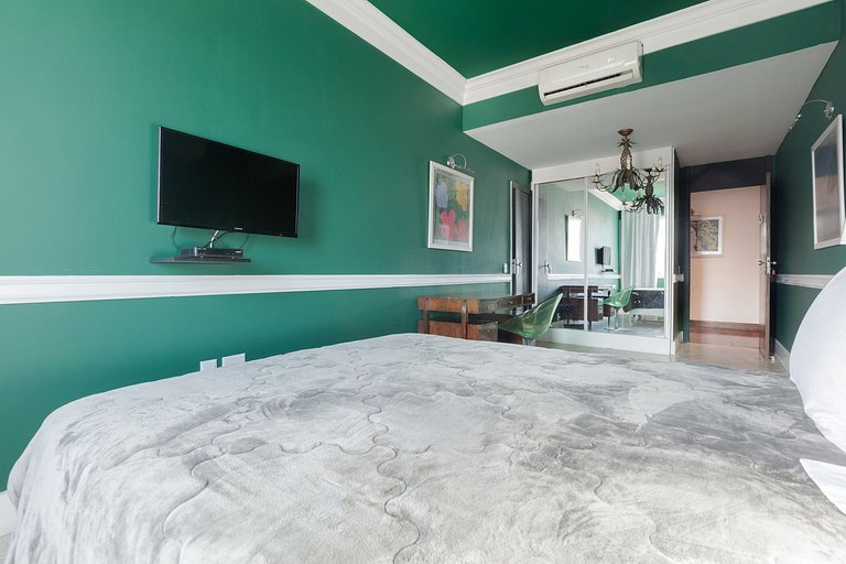 Beachfront penthouse in Copacabana
