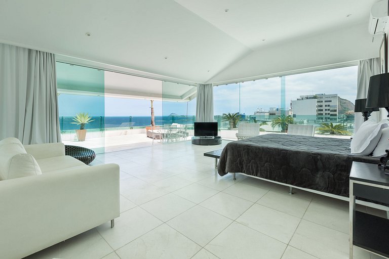 Attico con vista sull'oceano a Copacabana