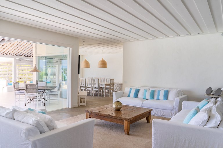 Great 5 bedroom luxury villa in Buzios