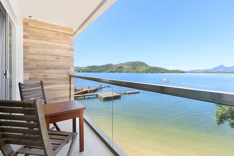 Villa frente mar em Angra dos Reis