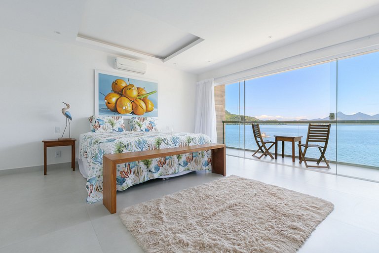 Villa fronte oceano ad Angra dos Reis