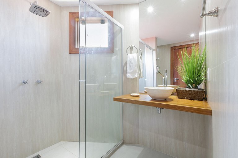 Hermosa villa de 9 suites frente al mar en Angra dos Reis -