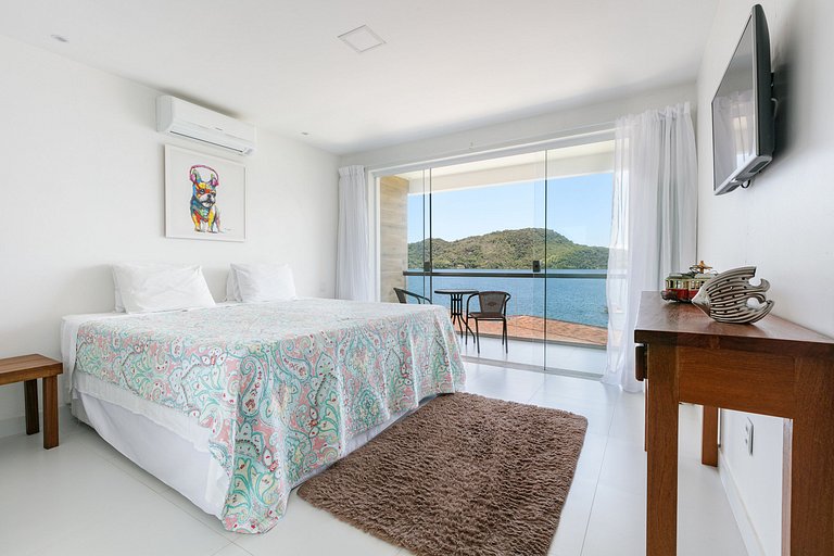 Villa frente mar em Angra dos Reis
