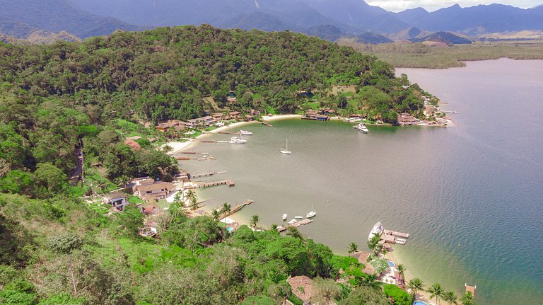 Bella villa fronte mare ad Angra dos Reis