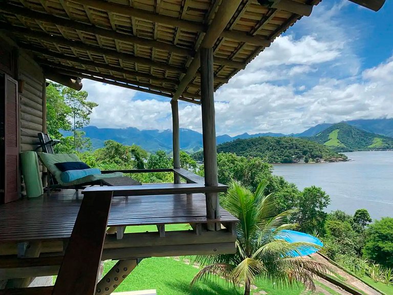 Villa on the hill in Angra dos Reis