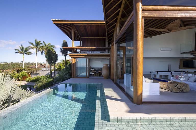 Grand luxury villa in Arraial D'ajuda