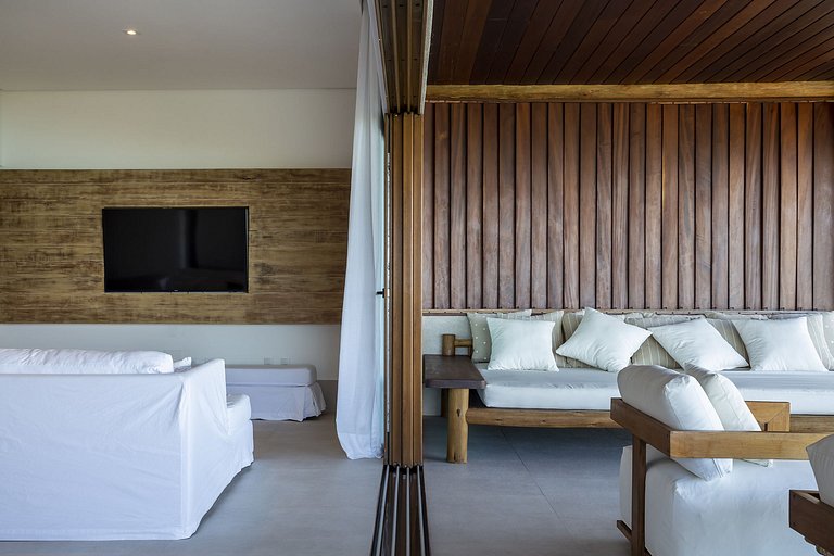 Grand luxury villa in Arraial D'ajuda