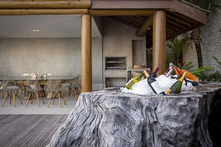 Grand luxury villa in Arraial D'ajuda
