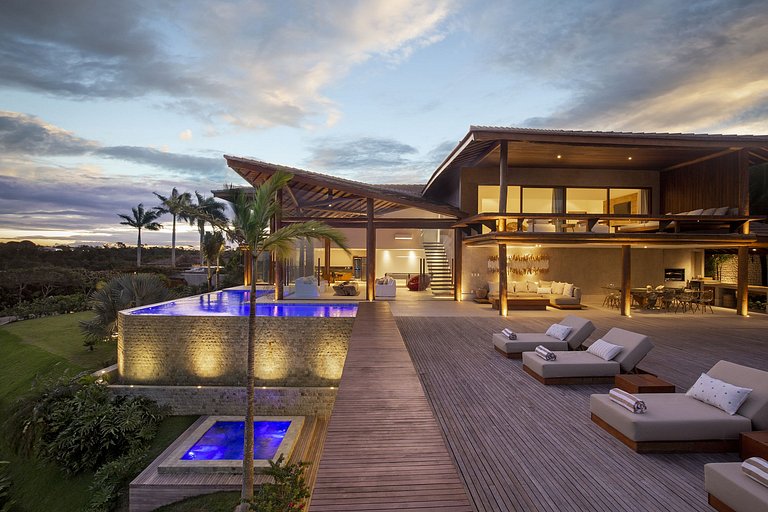 Grand luxury villa in Arraial D'ajuda