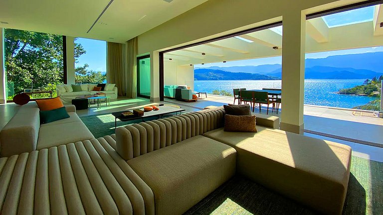 Maison en bord de mer à Angra dos Reis