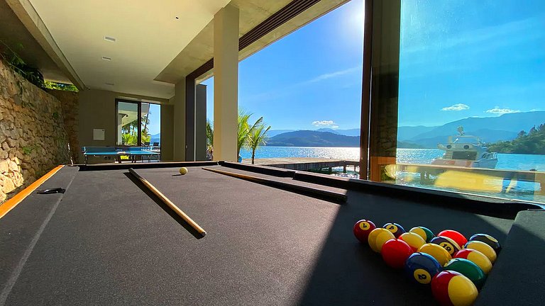 Casa in riva al mare ad Angra dos Reis