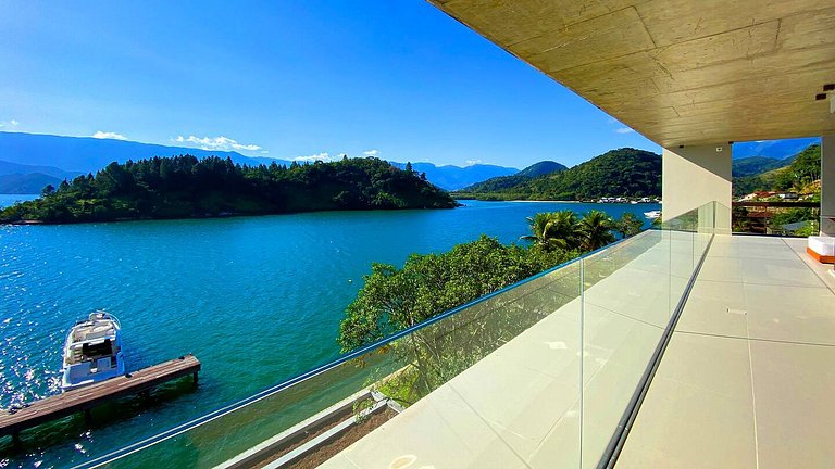 Maison en bord de mer à Angra dos Reis