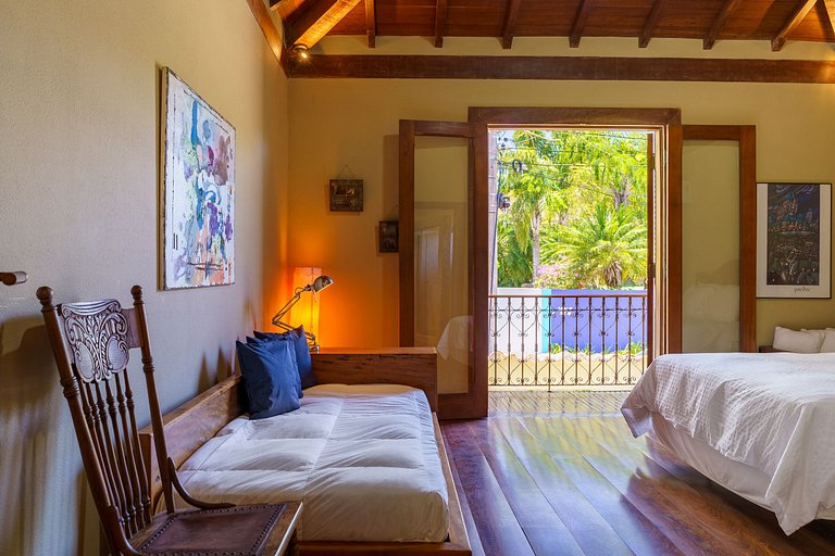 Luxurious oceafront villa in Buzios