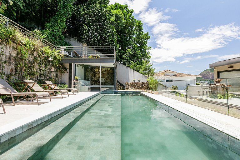 Charming Mansion in Jardim Botânico