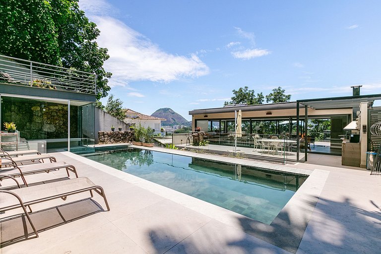 Mansión con Encanto en Jardim Botânico - Jar001