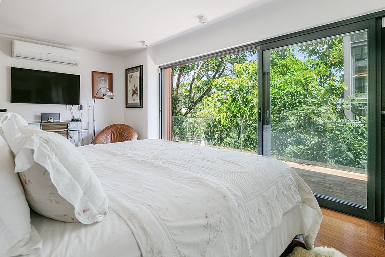 Charmosa mansão no Jardim Botanico - Jar001