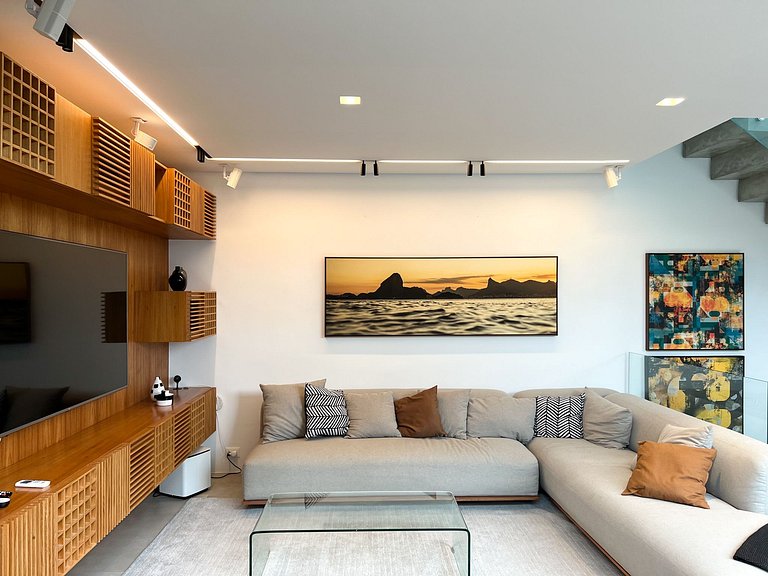 Triplex Penthouse with pool in Ipanema