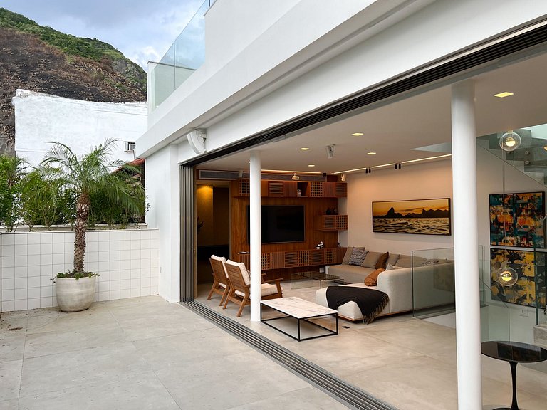 Triplex Penthouse with pool in Ipanema