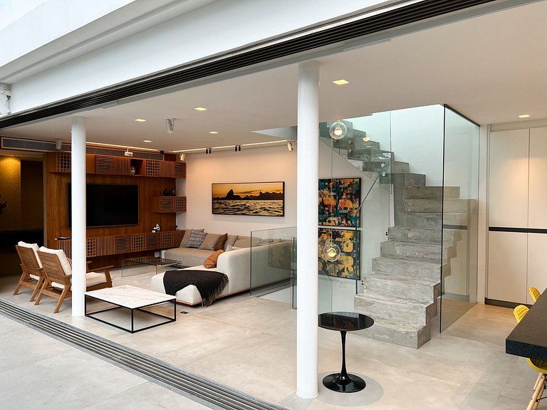 Triplex Penthouse avec piscine à Ipanema