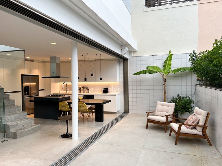 Triplex Penthouse with pool in Ipanema