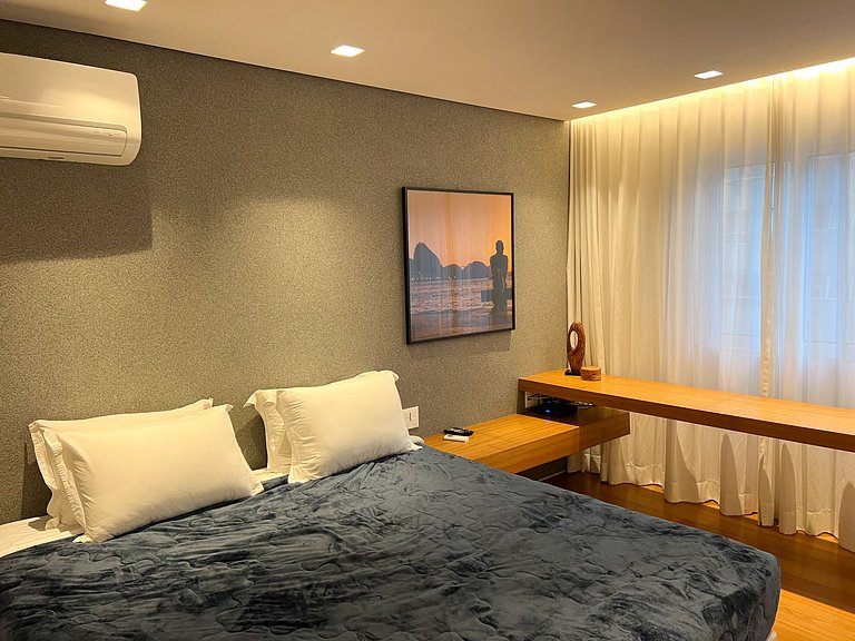 Triplex Penthouse avec piscine à Ipanema