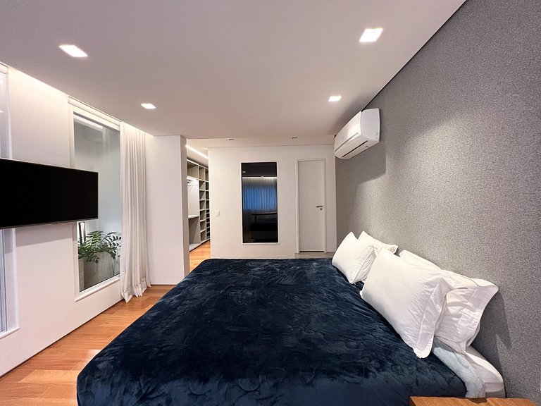 Cobertura Triplex com Piscina em Ipanema