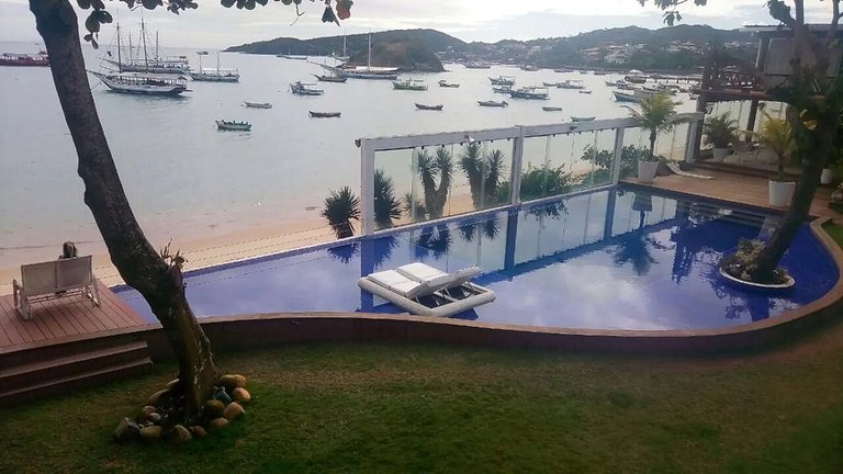 Mansión frente al mar en Buzios