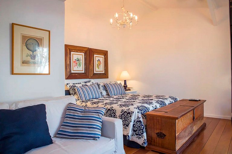Luxury mansion with pool in Búzios