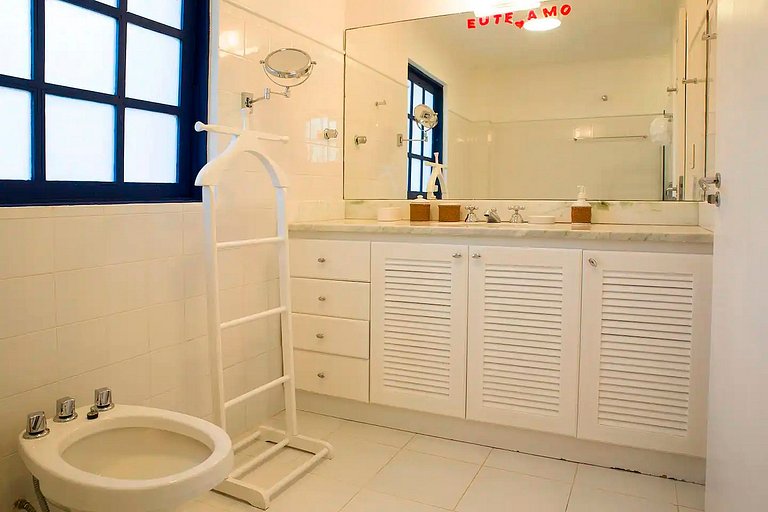 Mansão de luxo com piscina em Búzios