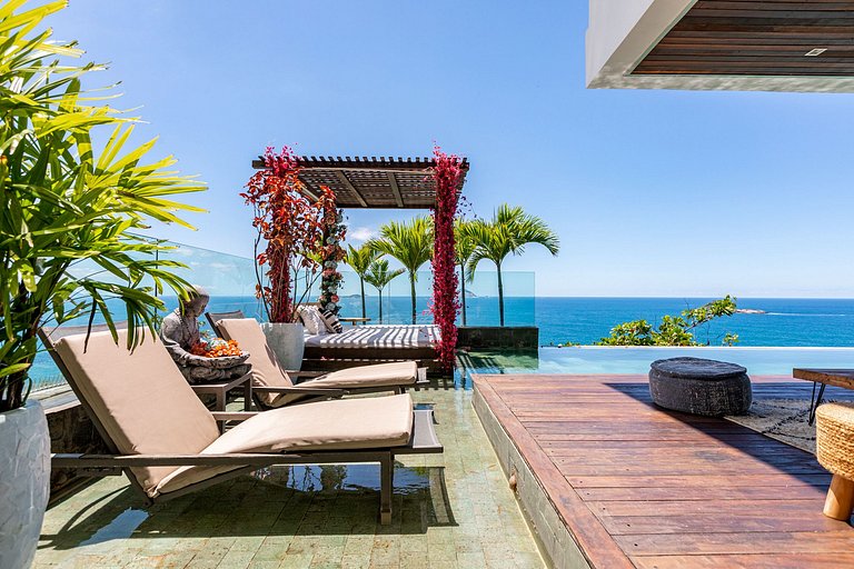 Luxury villa in Joá with beautiful view