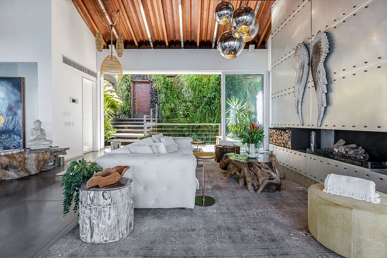 Villa de lujo en Joá con hermosa vista