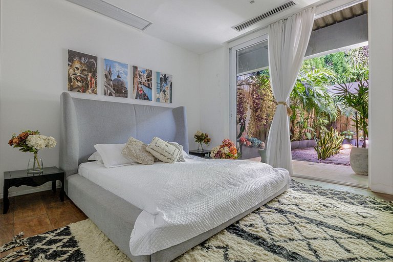 Mansão de 5 suites no Joá com linda vista