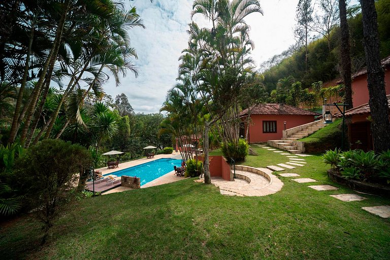 Ita003 - Linda casa em Itaipava para 24 pessoas