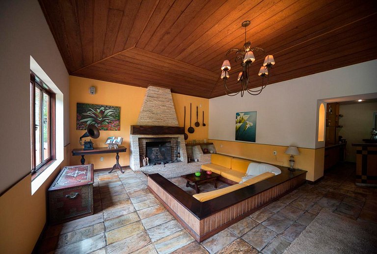 Ita003 - Hermosa casa en Itaipava para 24 personas