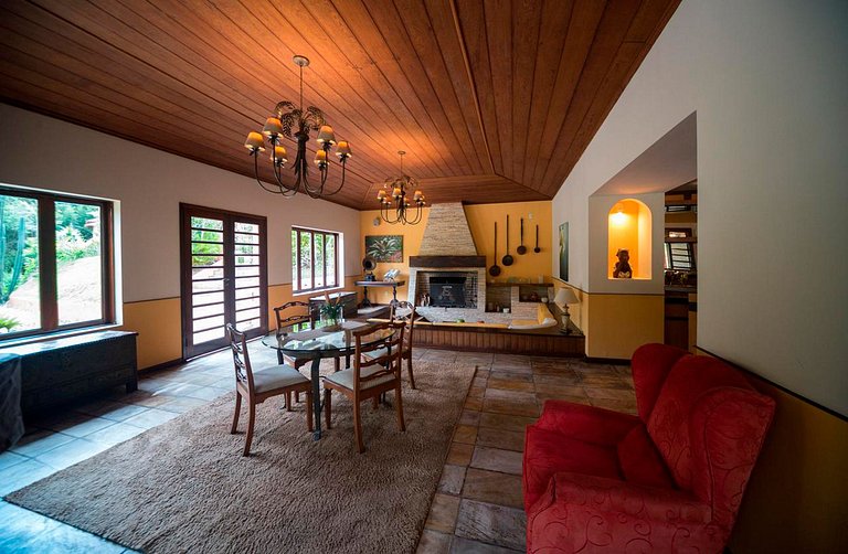 Ita003 - Hermosa casa en Itaipava para 24 personas