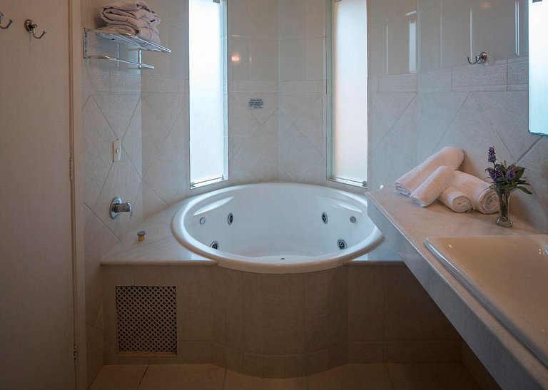 Ita003 - Beautiful house in Itaipava for 24 people