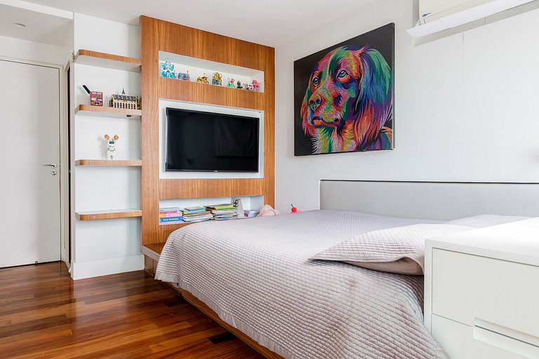 Hermoso triplex en Leblon con piscina - Leb003