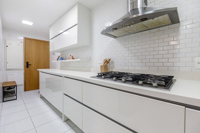 Beautiful triplex in Leblon with pool