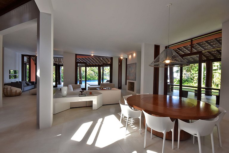 Villa by the beach at Praia do Engenho