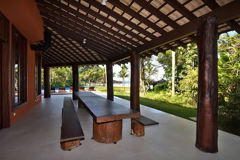 Linda casa pé na areia na Praia do Engenho